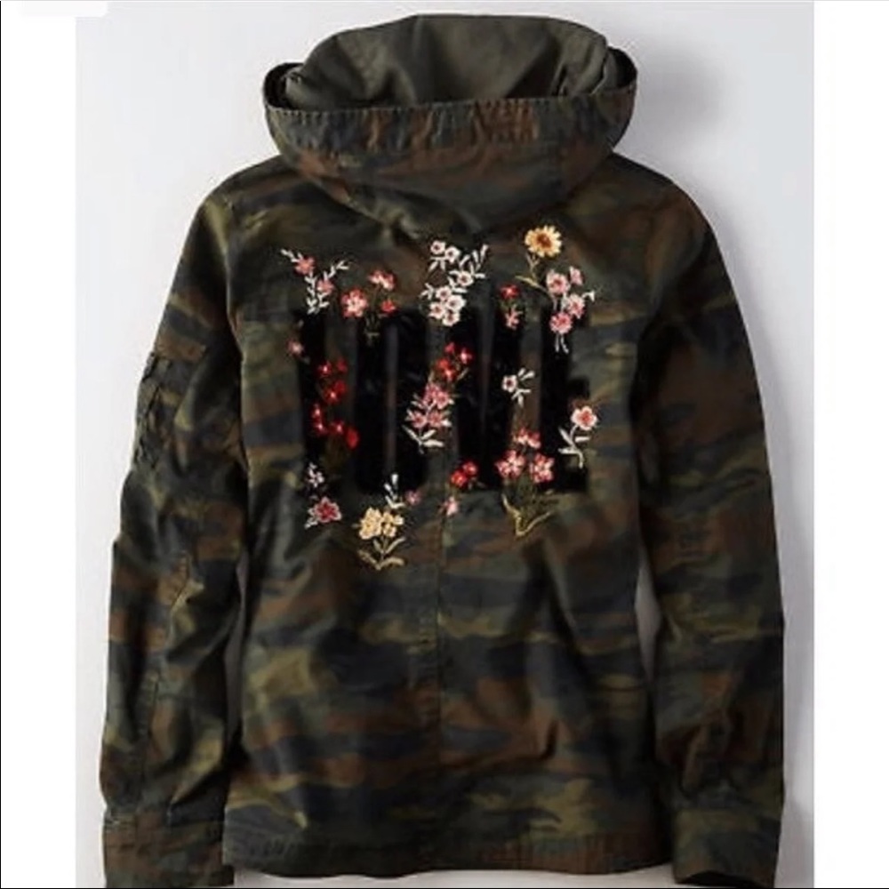American Eagle Embroidered Camo Jacket